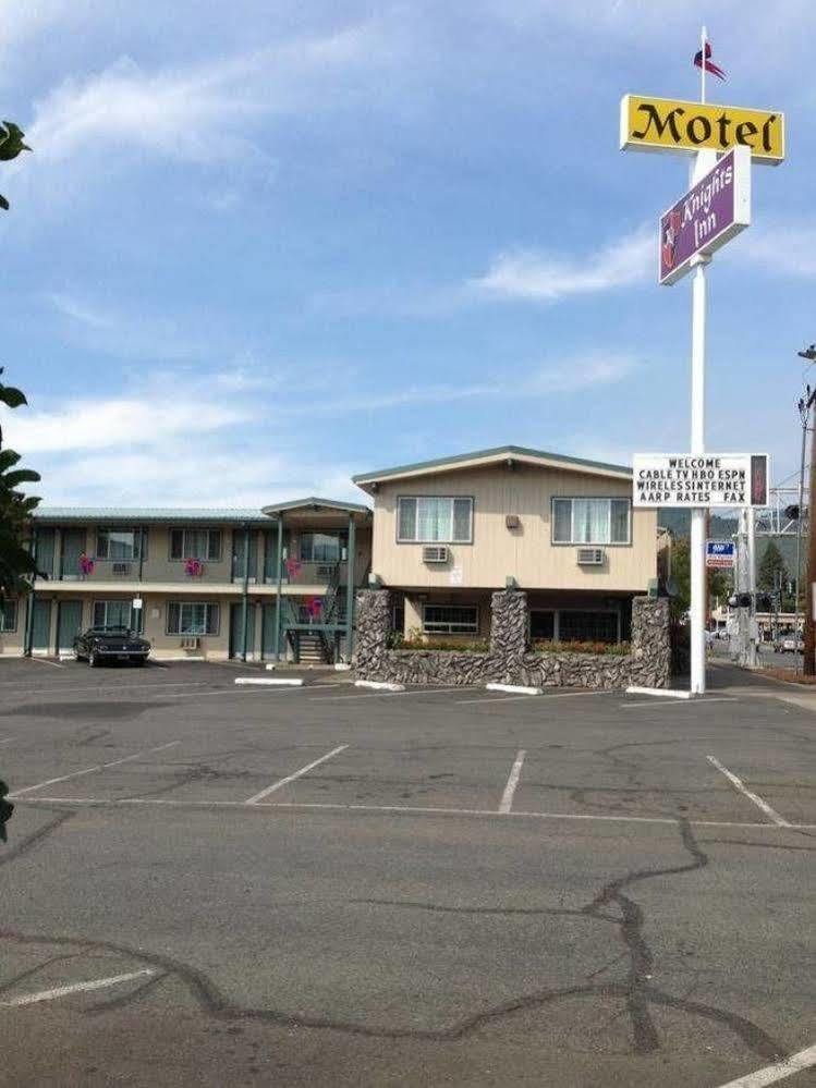 Knights Motel